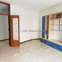 2 locali - Novara(NO)