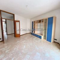 2 locali - Novara(NO)