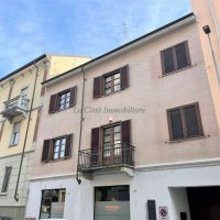 2 locali - Novara(NO)