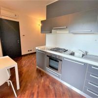 1 locale - Novara(NO)