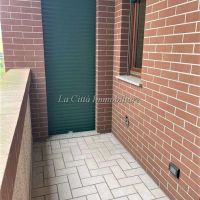 1 locale - Novara(NO)