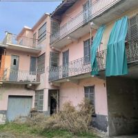 Villa in Vendita a Galliate (NO)