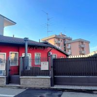 2 locali - Novara(NO)