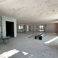 4 o più locali - Novara(NO)
