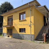 Villa/Casa singola - Novara(NO)