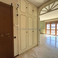 4 o più locali - Novara(NO)
