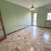 2 locali - Novara(NO)