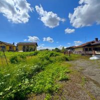 Terreno Edificabile/Villa - San Pietro Mosezzo(NO)