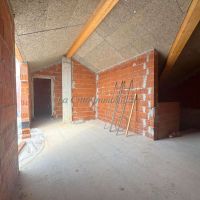 4 o più locali - Galliate(NO)