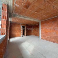 4 o più locali - Galliate(NO)