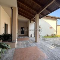 Villa/Villa Bifamiliare - Novara(NO)