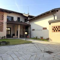 Villa/Villa Bifamiliare - Novara(NO)