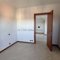 2 locali - Novara(NO)