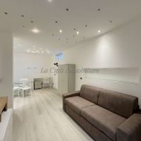 1 locale - Novara(NO)