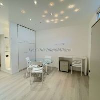 1 locale - Novara(NO)