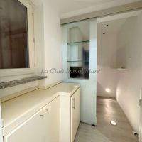 1 locale - Novara(NO)