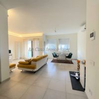 4 o più locali - Novara(NO)