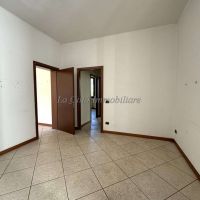 3 locali - Galliate(NO)