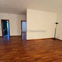 4 o più locali - Novara(NO)