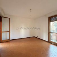 2 locali/Appartamento - Novara(NO)