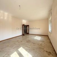 3 locali/4 o più locali/Appartamento - Novara(NO)