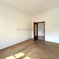 3 locali/4 o più locali/Appartamento - Novara(NO)