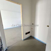 3 locali - Galliate(NO)