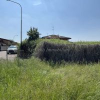 Terreno Edificabile/Villa - Casalvolone(NO)