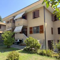 Villa/Villa Bifamiliare/Villetta schiera - Novara(NO)