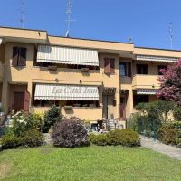 Villa/Villa Bifamiliare/Villetta schiera - Novara(NO)